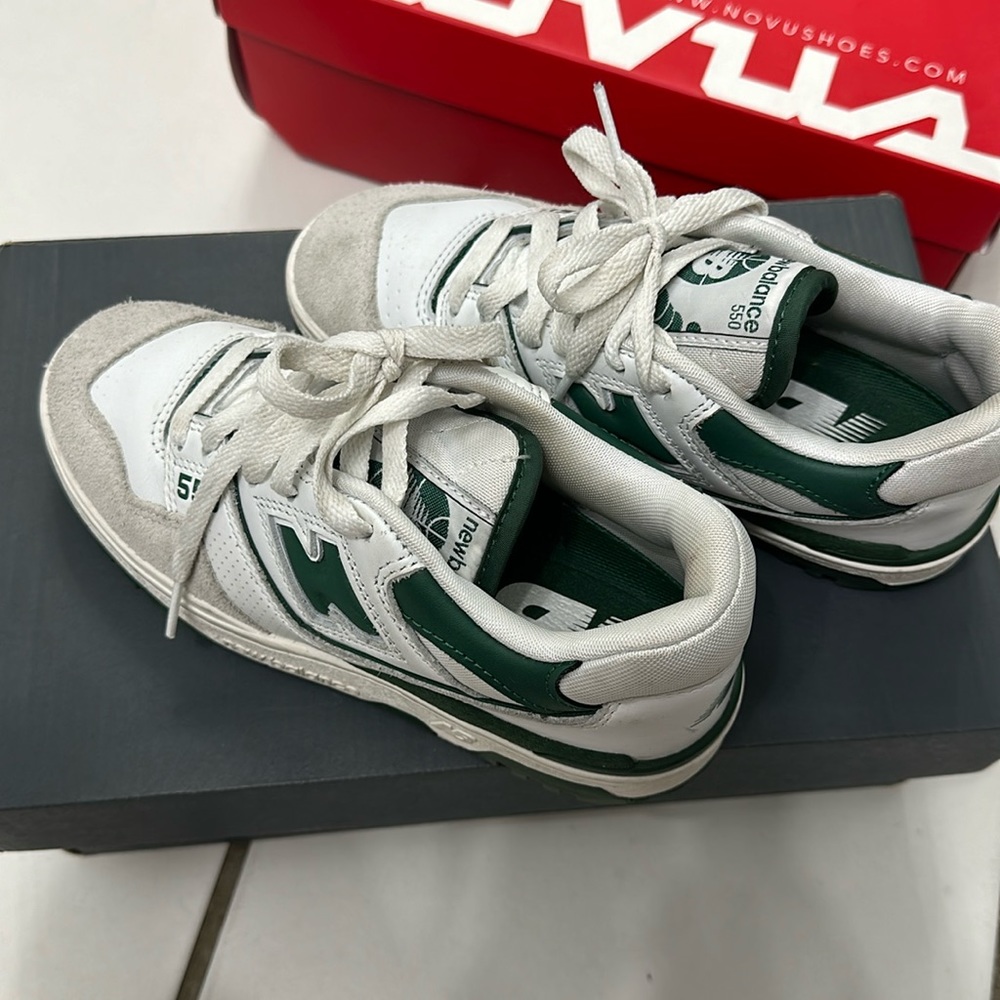 New Balance 550 Green